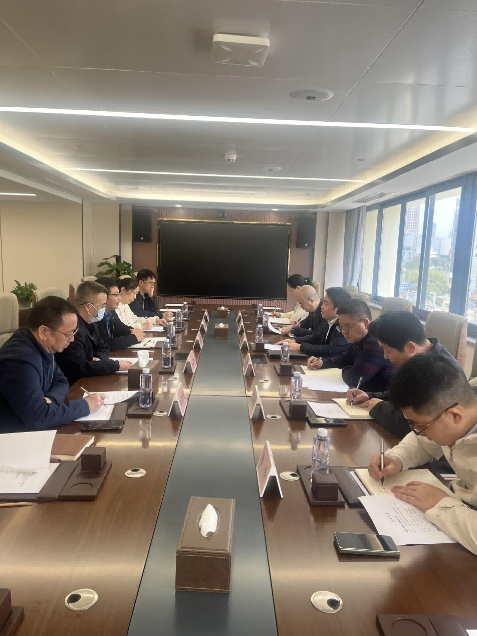 湖南糧油進出口集團黨委委員、紀委書記張彥峰一行調研考察深圳華實高公司